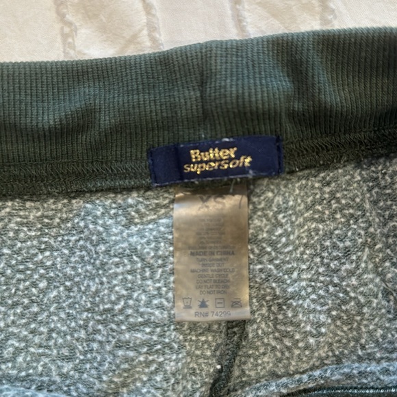 Xs Butter super soft army green sweatpant joggers with sparkle stripe - Picture 6 of 6